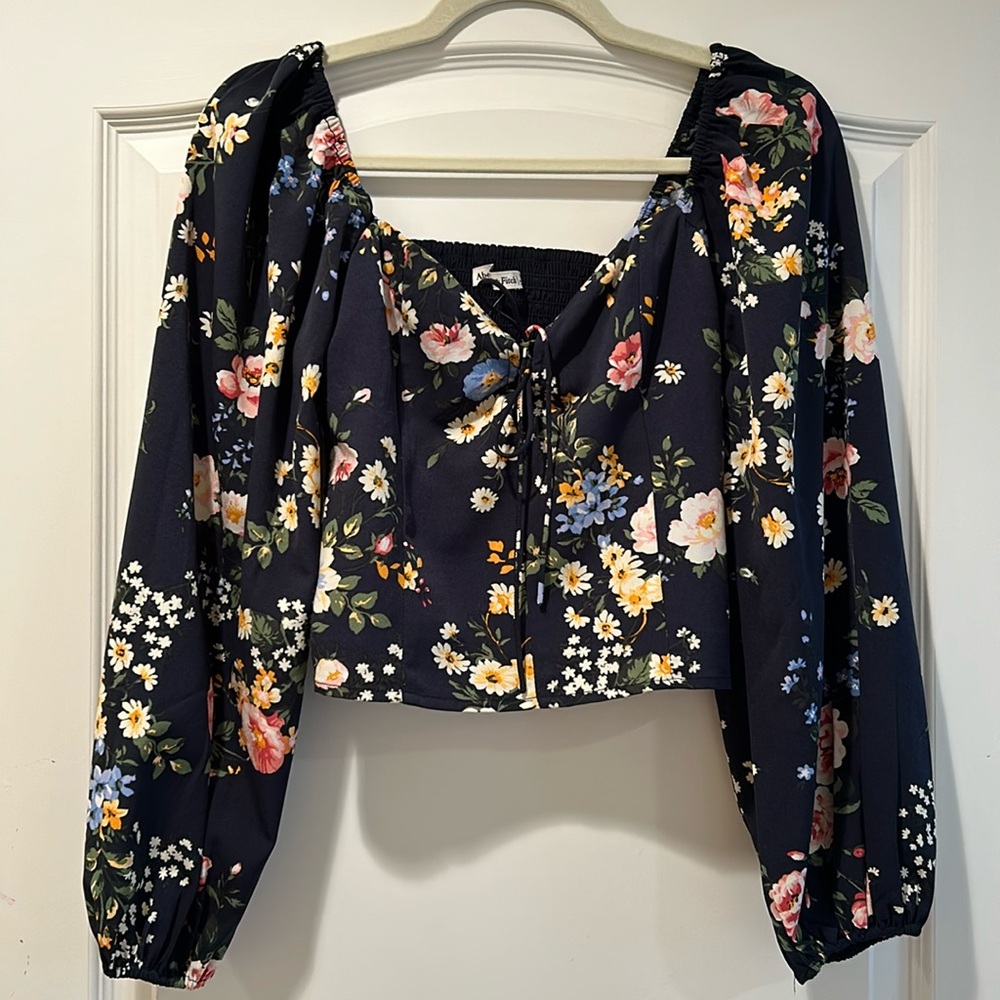 Abercrombie Cropped Floral Blouse